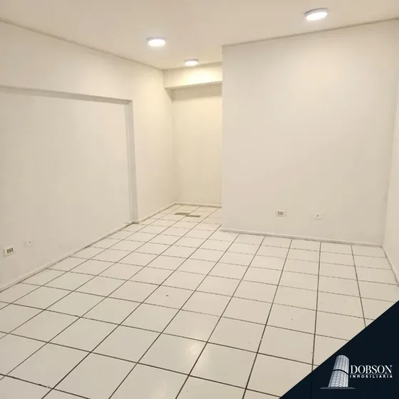 Local U Oficina Comercial A Pasos De Metro Manquehue