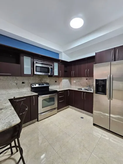 Apartamento En Avenida Bolivar Vista Al Mar Res. Kynaki