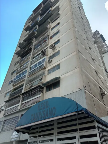 Venta De Lindo Y Cómodo Apartamento En Altamira - Av. San Juan Bosco.