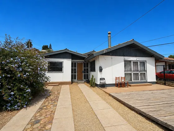 Propiedad Con 2 Casas Independientes | 500 M2 Terreno |