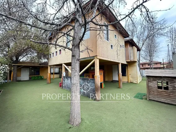 Espectacular Casa En Santa Marta De Huechuraba Par...