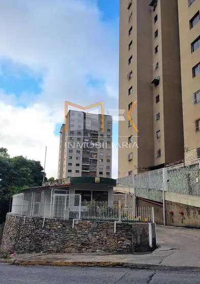 Apartamento En Venta En Los Teques Urbanización Quenda  