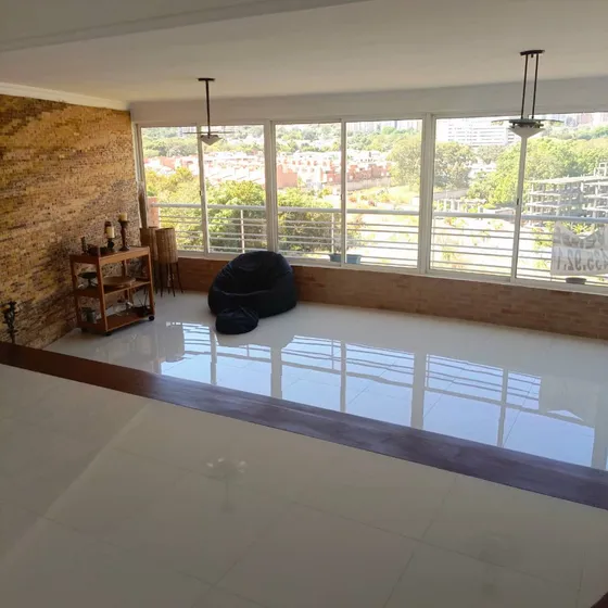 Ar: Lujoso Apartamento En Los Mangos