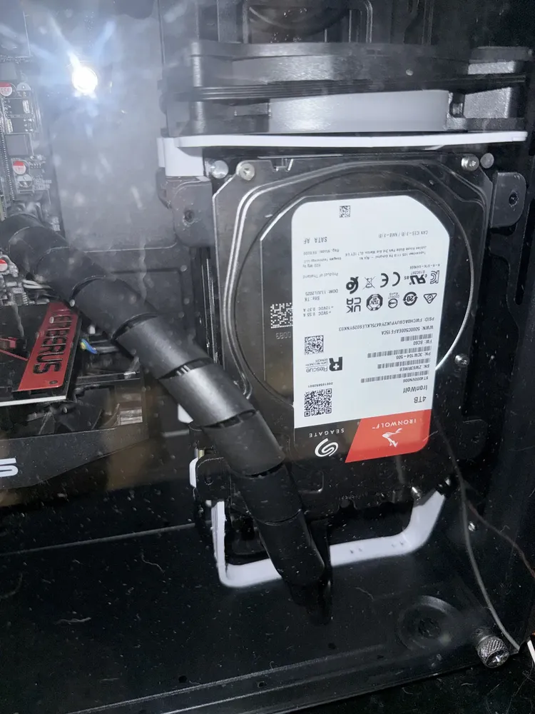 Hd Desktop Seagate Ironwolf 4tb Nas Sata 5400rpm St4000vn006
