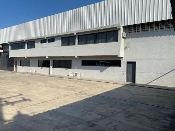  Galpón Industrial 2.000 M² Con Oficinas Y Gas Natural En Urb Castillito, San Diego