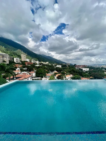Se Vende Ph Espectacular Altamira 1000 Mts 4h/s/7b/6p/vista
