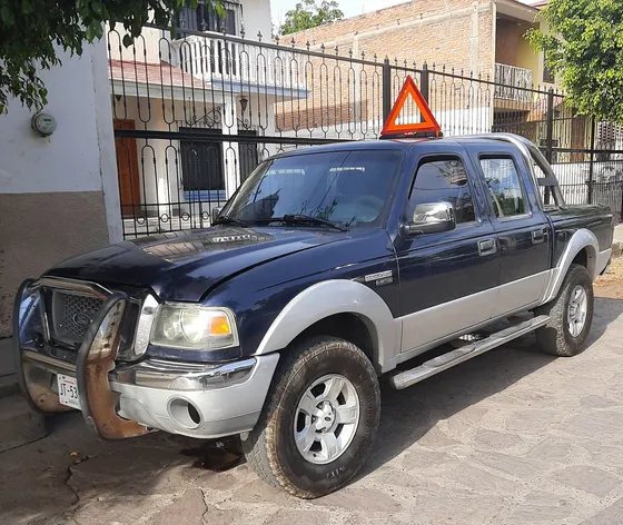 Ford Ranger Xlt L4 Crew Cab 5vel Limited Mt
