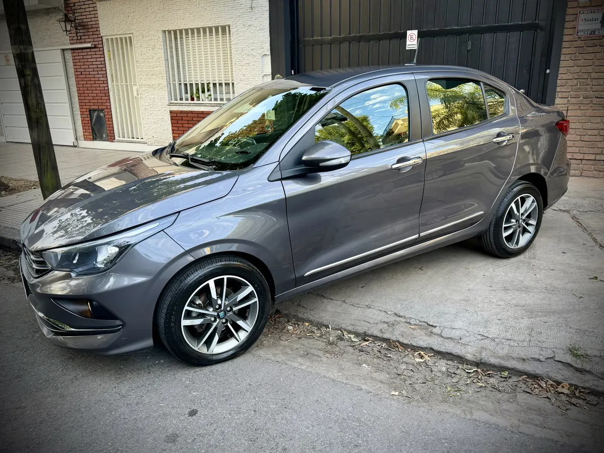 Fiat Cronos 1.3 Precision Cvt511708898484572163