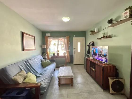 Triplex Venta Patio Garaje Apto Credito Muñiz