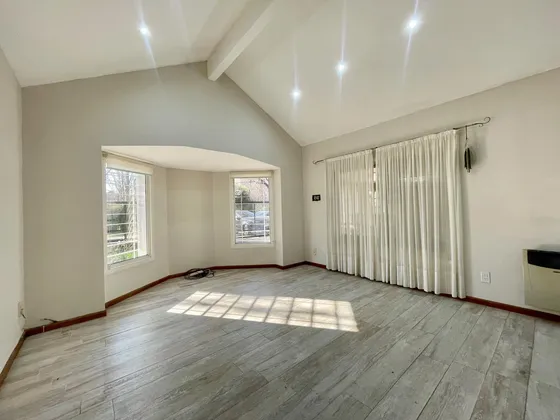 Casa En Venta 3 Dormitorios En Rosario -  Aldea Fisherton
