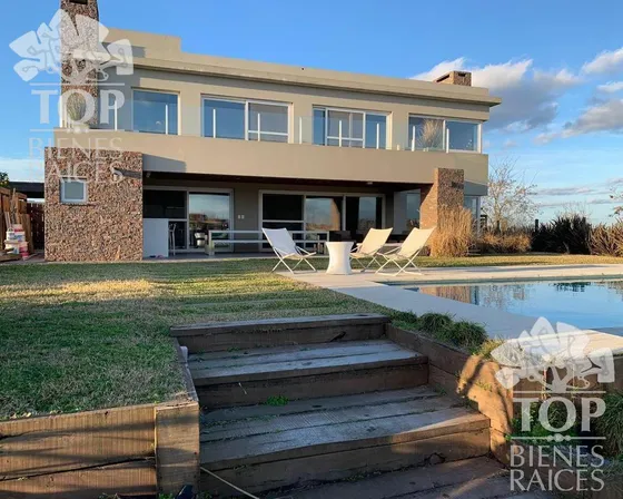 Casa  En Venta Ubicado En El Cantón, Escobar, G.b.a. Zona Norte