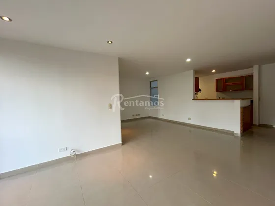 Apartamento En Arriendo En Cumbres. Cod A776237