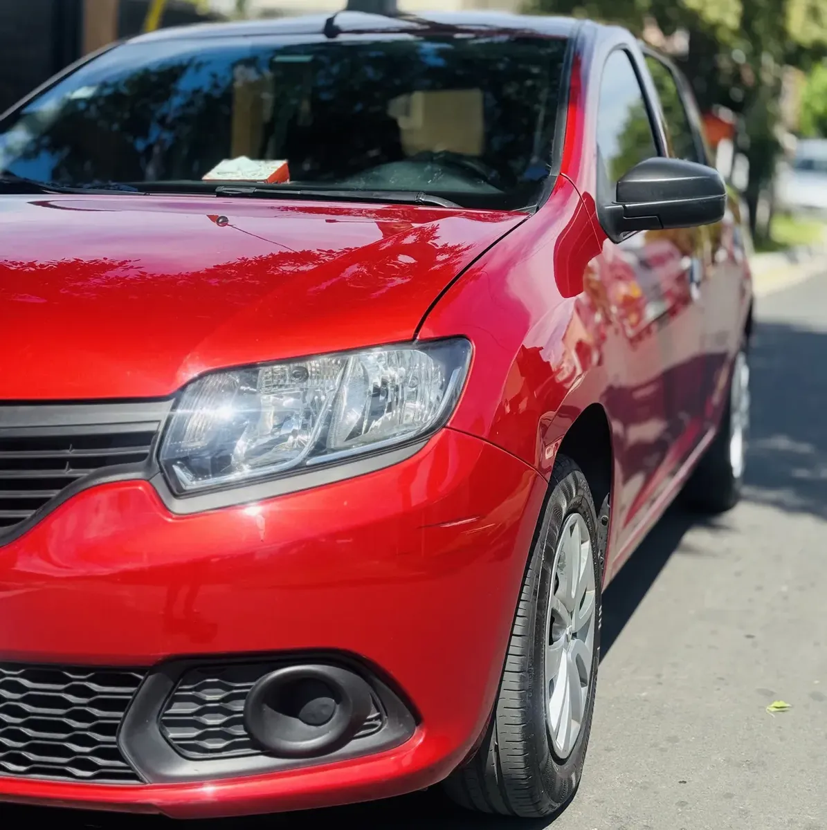 Renault Sandero 1.6 Dynamique 90 hp ABS