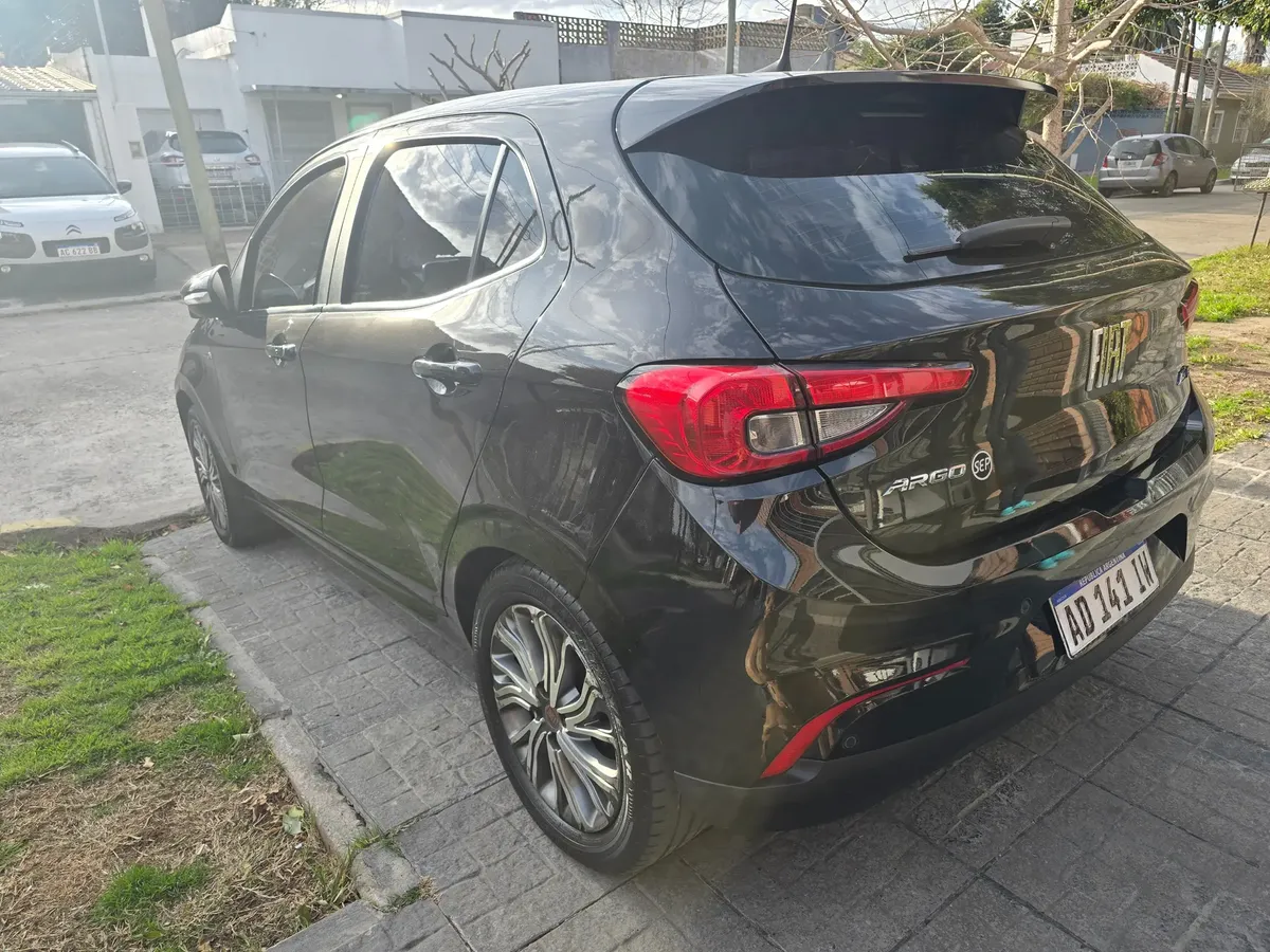 Fiat Argo 1.8 Precision AT505955351434383368