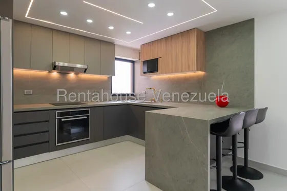 Venta De Apartamento En Colinas De Bello Monte Cl Mls 25-19600