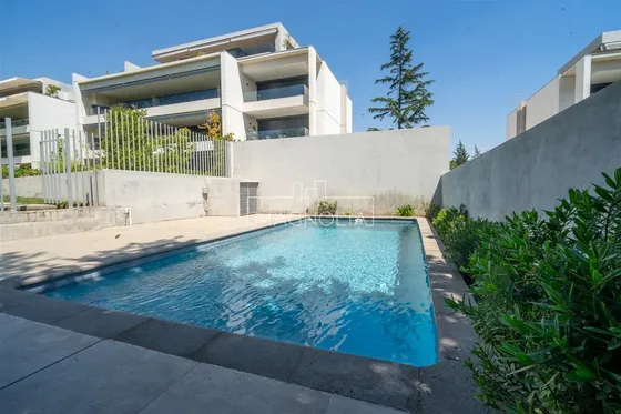 Departamento En Venta De 4 Dorm. En Las Condes