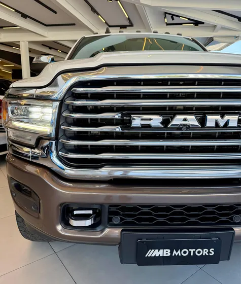 Ram 3500 6.7 I6 Turbo Diesel Limited Longhorn Cd 4x4 Automático
