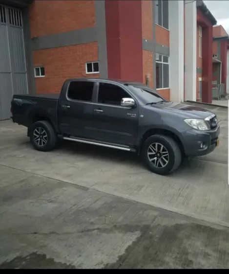 Toyota Hilux 2.5 Imv