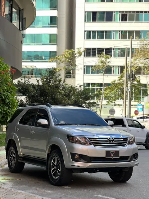 Toyota Fortuner 2.7l