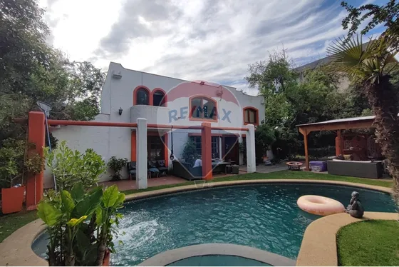 Se Vende Casa 5d, 3b, Las Condes