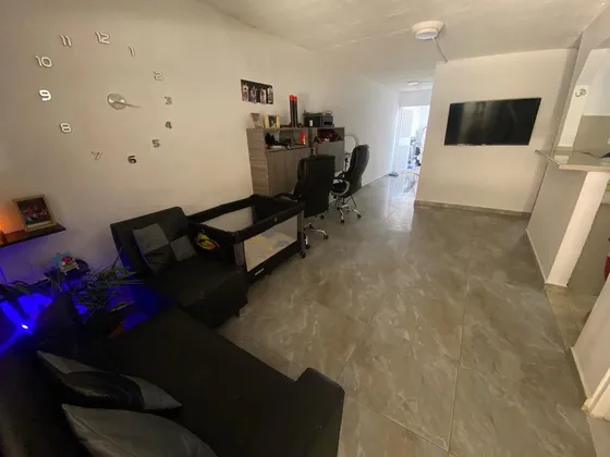 Sky Group Vende Casa En Lomas De La Hacienda, San Diego. Vic-041