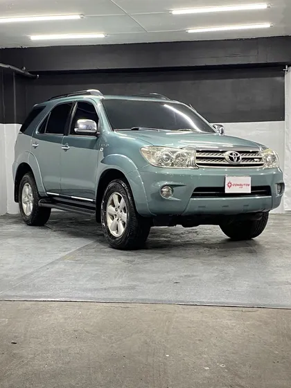 Toyota Fortuner Sr