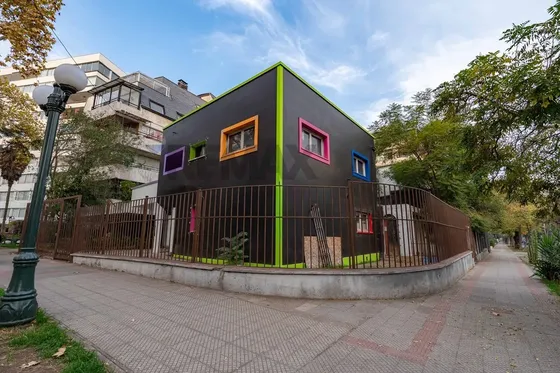 Inversión Estratégica, Casa Comercial