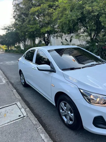 Chevrolet Onix 1.0t Lt At