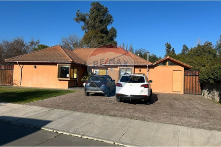 En Arriendo Casa Amplia En Condominio Cerrado En Arriendo Casa Amplia En Condominio Cerrado