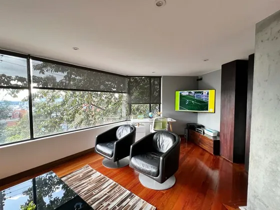 Apartamento De 95 M2 En Chapinero Alto. Vista Panorámica.