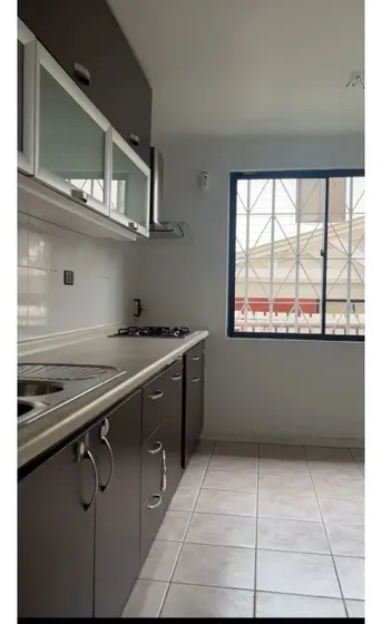 Quilpue, Arriendo Casa A Pasos Estacion Valencia