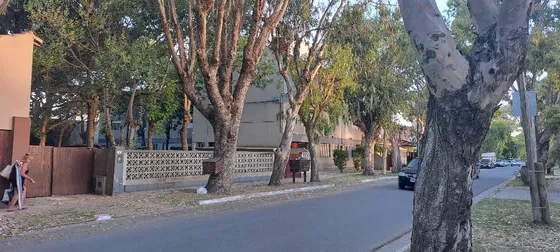 Casa En La Lucila Del Mar Excelecte Parque A 2 Cuadras Del Mar Y 1 Del Centro (amueblado)