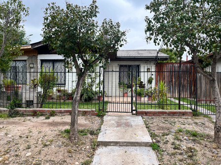 Casa Remodelada En Pasaje Cerrado Casa Remodelada En Pasaje Cerrado