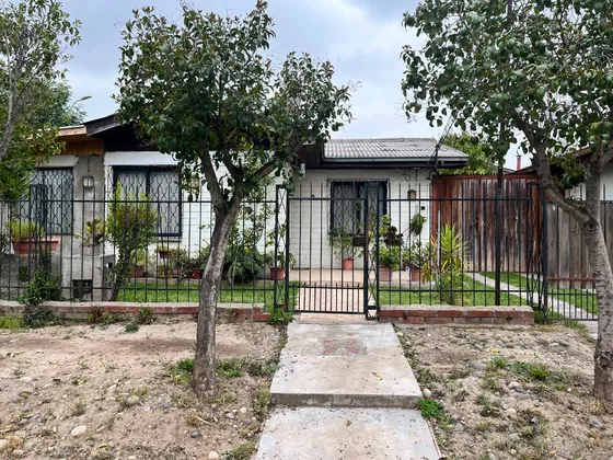 Casa Remodelada En Pasaje Cerrado