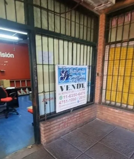 En Venta Local En Edificio Terrazas En 1er Piso Ex Local De Cablevision De 35m2.  F: 9550