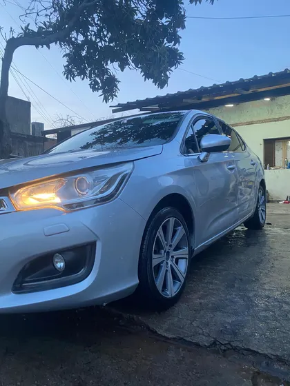 Citroën C4 Lounge 1.6 Hdi 115 Feel Pack 10 Años