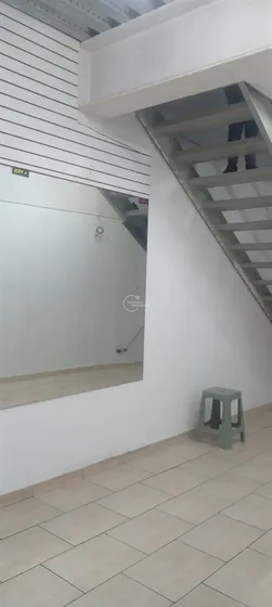 Local Comercial En Arriendo En Recoleta