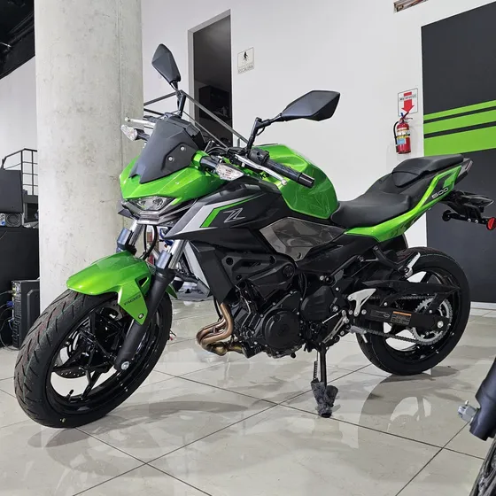 Kawasaki Z500 2025 ( No Duke 390 Mt03 Cb500 Z400 ) Rosario