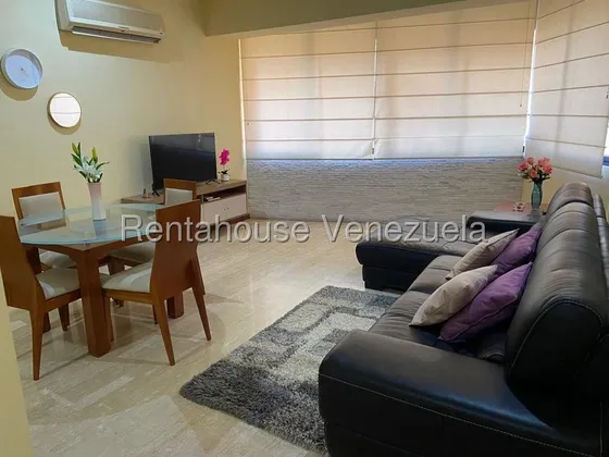 Cur Apartamento En Alquiler En Campo Alegre 25-15118 Yg