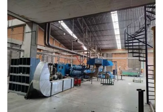 Bodega En Arriendo, Montevideo, 500 Kva