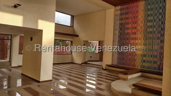 Alquiler En Los Dos Caminos, Edificio Exclusivo, Jm-rc 25:24226
