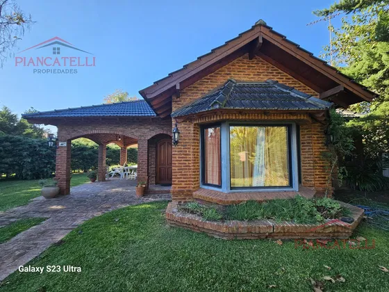 Venta Y Alquiler De Casa Con 2 Habitaciones