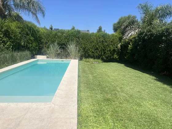 Casa En Venta En. Barrio La Madrugada I - Pilar