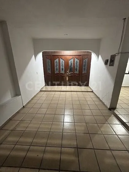 Casa En Venta En Col. Valle Verde 3 Sector En Mnonterrey