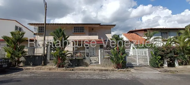 Se Vende Bella Casa En Santa Fe Norte Mls 25-8477