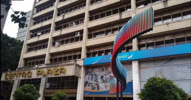 Se Alquila Amplia Oficina En Los Palos Grandes, Centro Plaza. Solo Cliente Directo. (r.o)