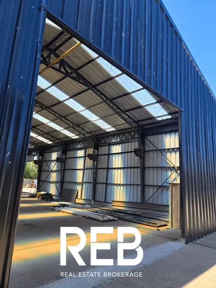 Talcahuano Bodega En Sector Industrial Con Excelente Accesos