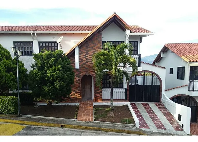 Lh Casa En Venta En Tucapé 