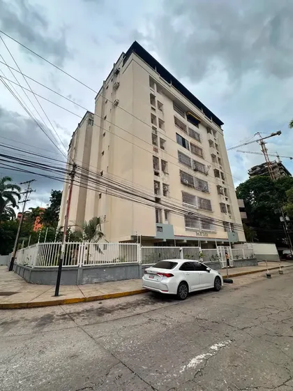 Apartamento Venta Av Bolívar Residencias El Indio Valencia