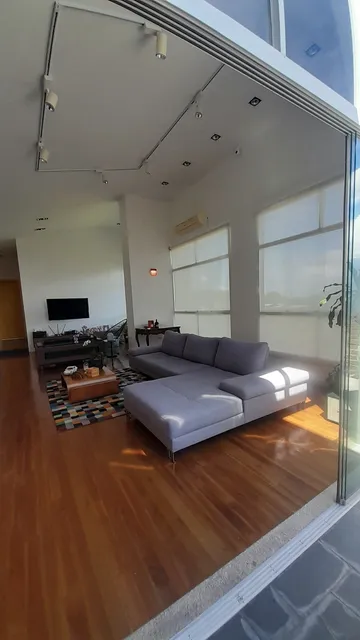Se Vende Hermoso Penthouse Con Terraza En Urb. Miravila 